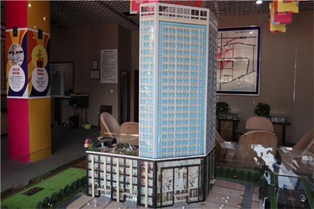 首付惠泽澜庭南三室两厅两卫65万117m2出低